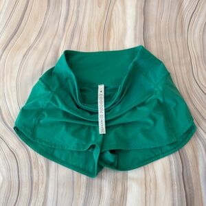 Lululemon Speed Up Shorts High Rise 2.5" Inseam Cascadia Green Size 4